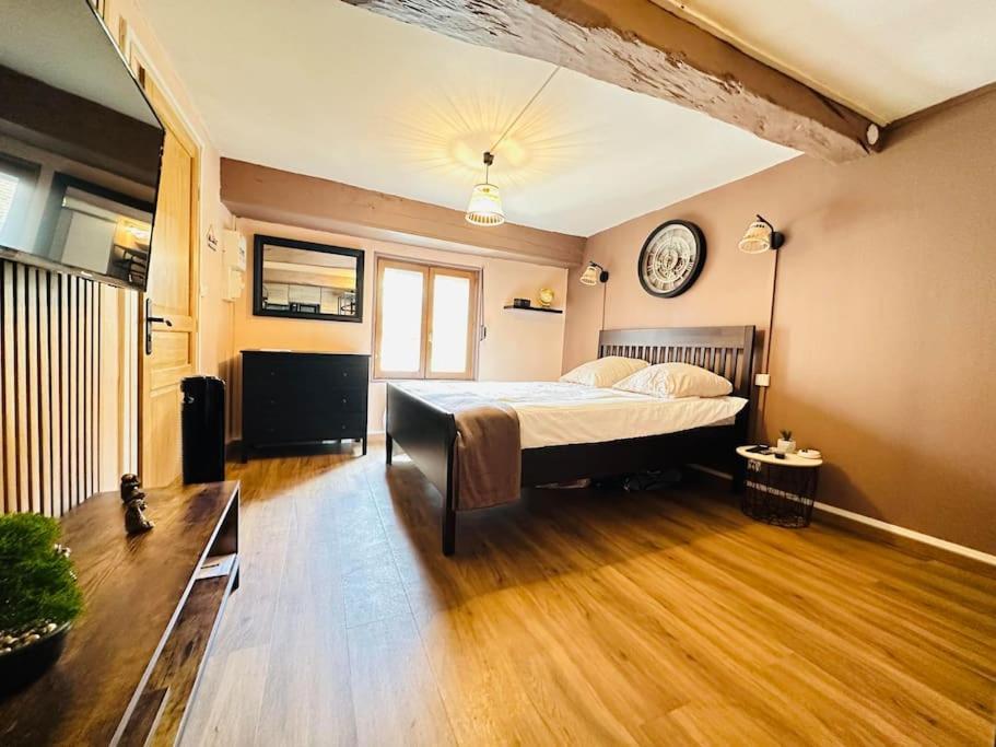 Le Refuge Apartment Laon Exterior photo